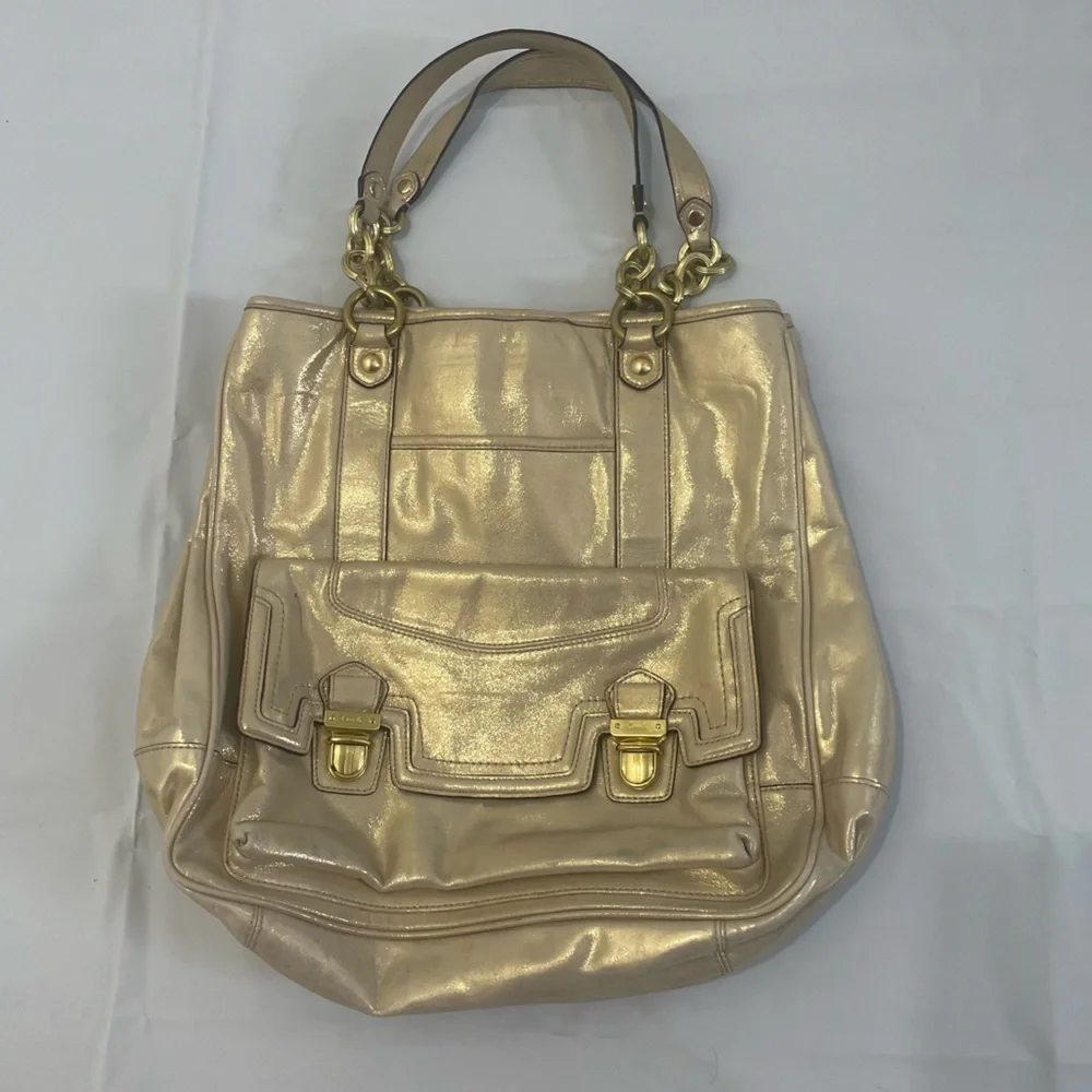 ✨ Coach Poppy Camelia Leather Pushlock Tote – Limited Edition ✨ - Picture 3 of 16